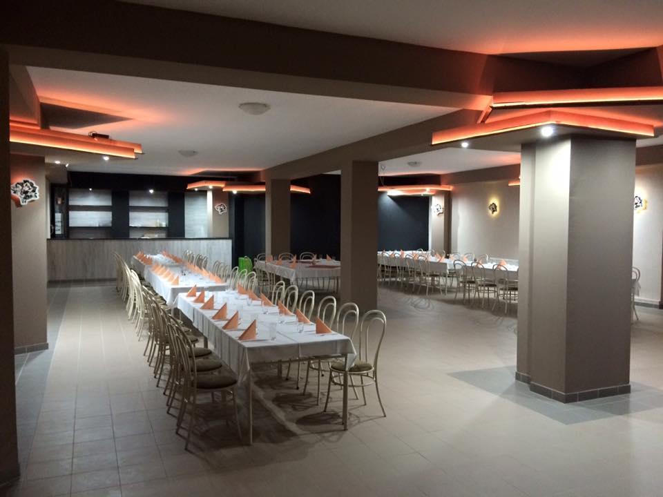 Kek Laguna Panzio Dombrád Exterior foto